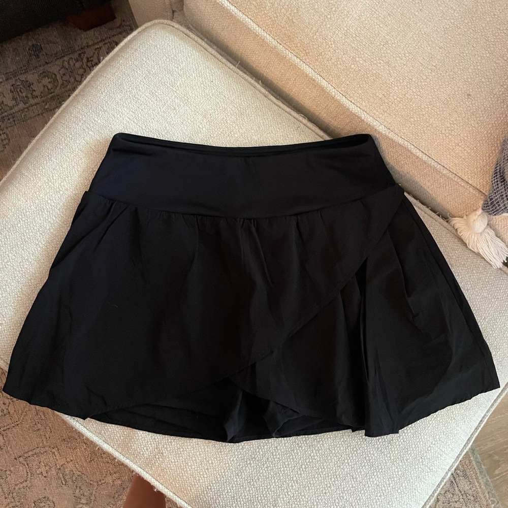 Halara tennis skirt